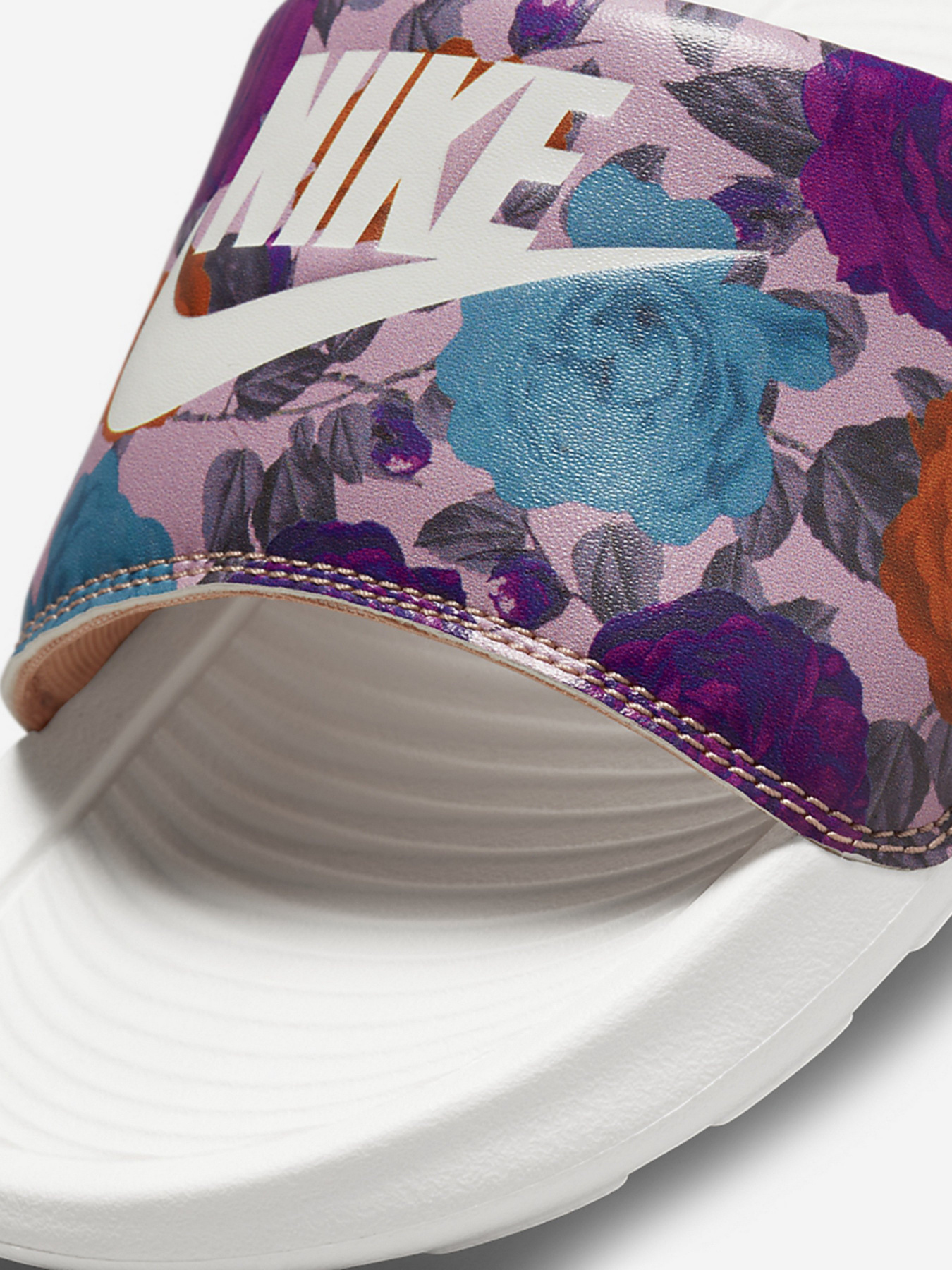 Шльопанці NIKE Victori One модель CN9676-600 Фото