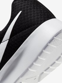 Кроссовки для бега NIKE Tanjun модель DJ6257-004 Фото