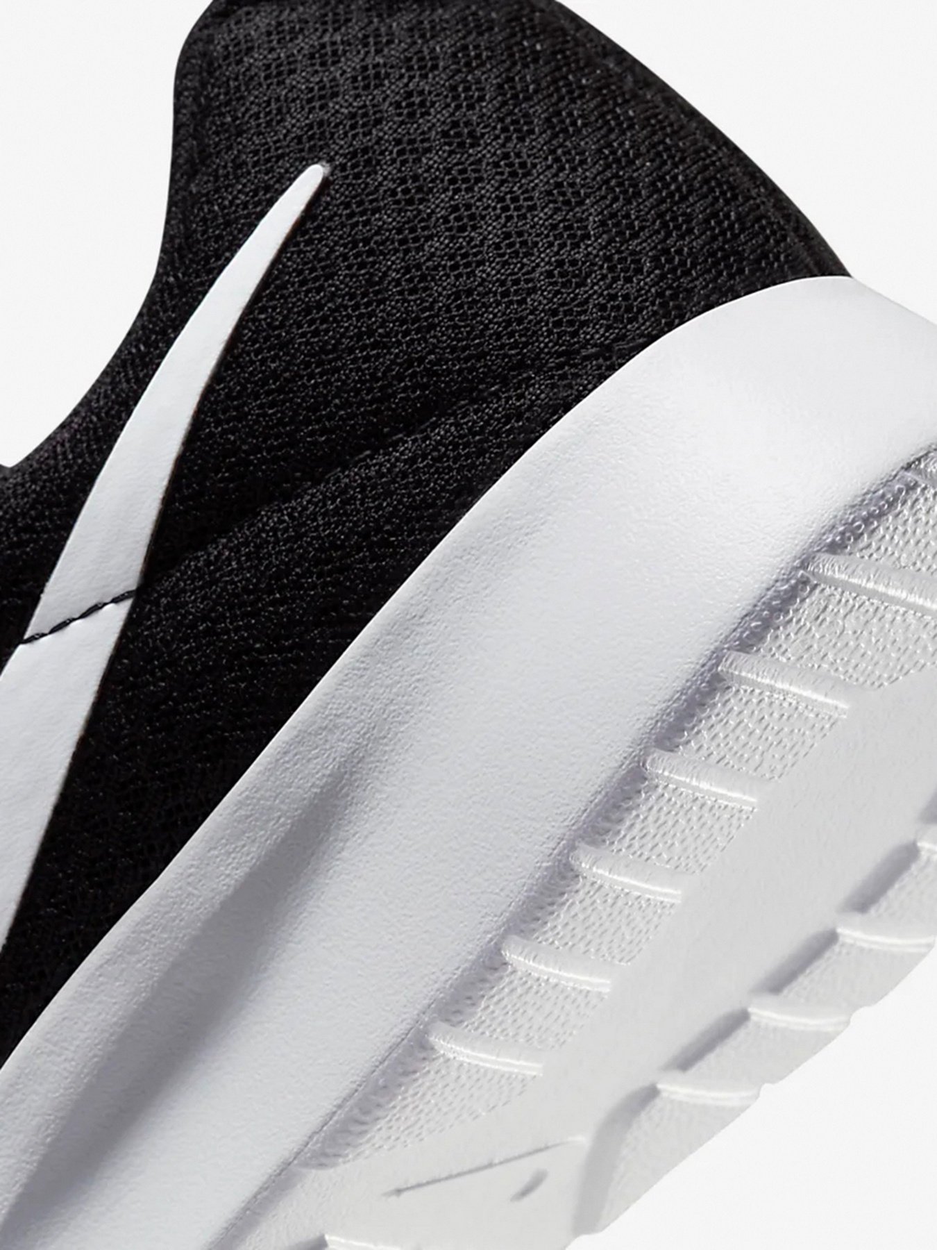 Кросівки для бігу NIKE TANJUN модель DJ6257-004 Кросівки для бігу NIKE TANJUN модель DJ6257-004 Фото