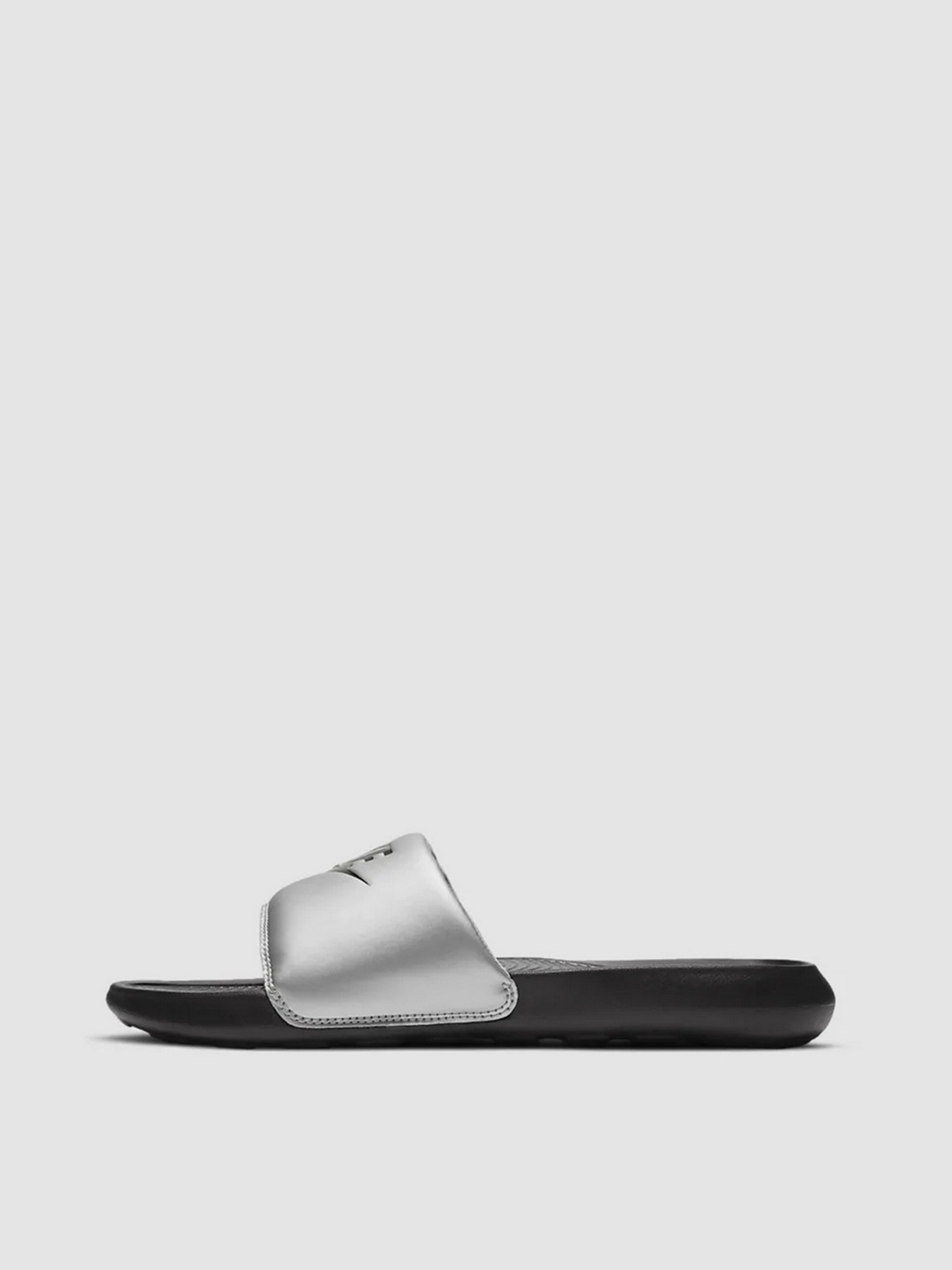 Шльопанці NIKE Victori One модель CN9677-006 Фото