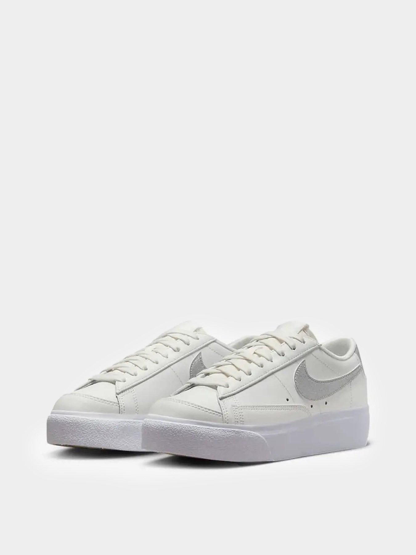 Кеды низкие NIKE Blazer Low Platform модель DQ7571-101 Фото