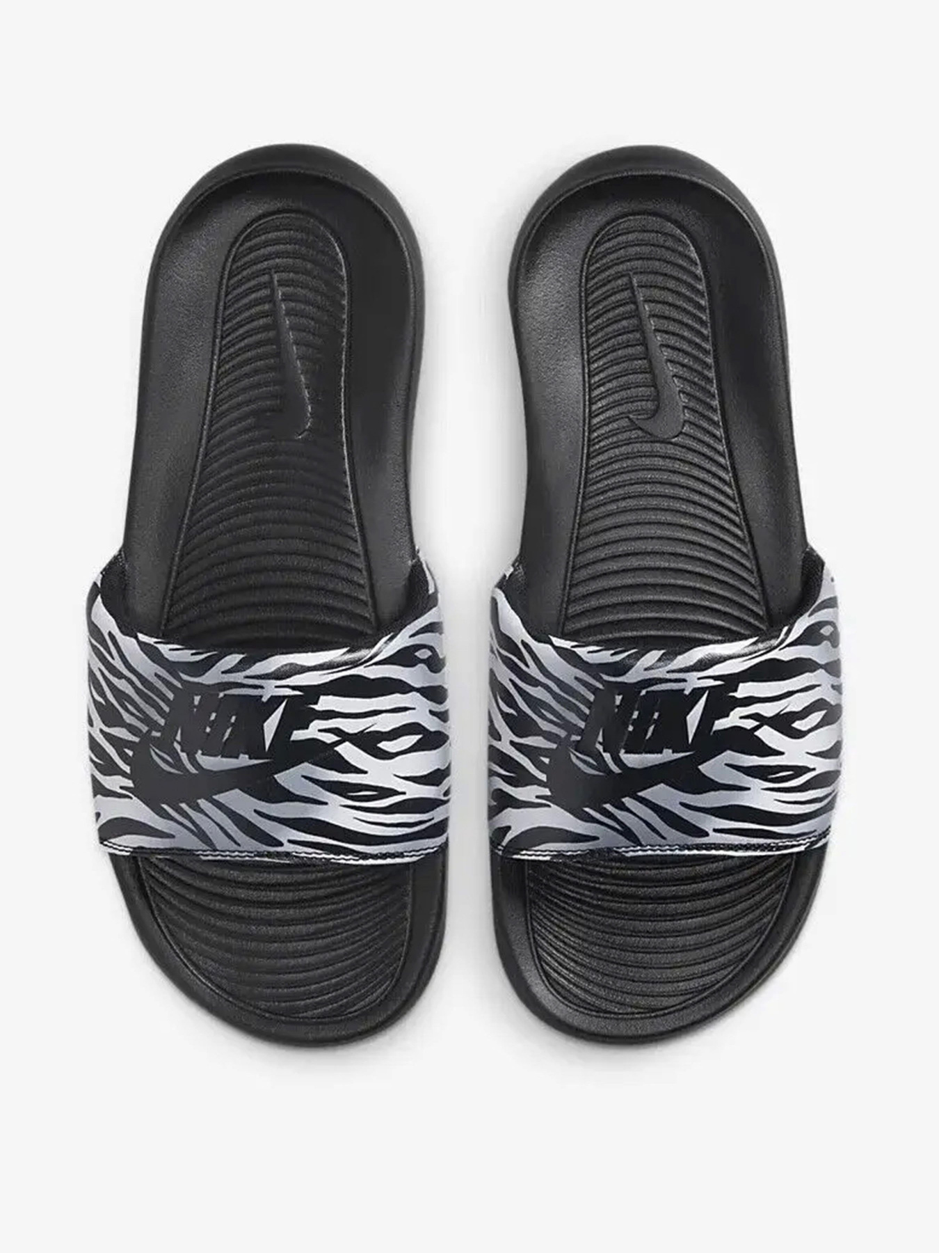 Шльопанці NIKE Victori One модель CN9676-011 Фото