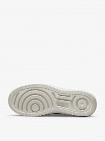 Кеды низкие NIKE Air Force 1 PLT.AF.ORM модель DJ9946-101 Фото