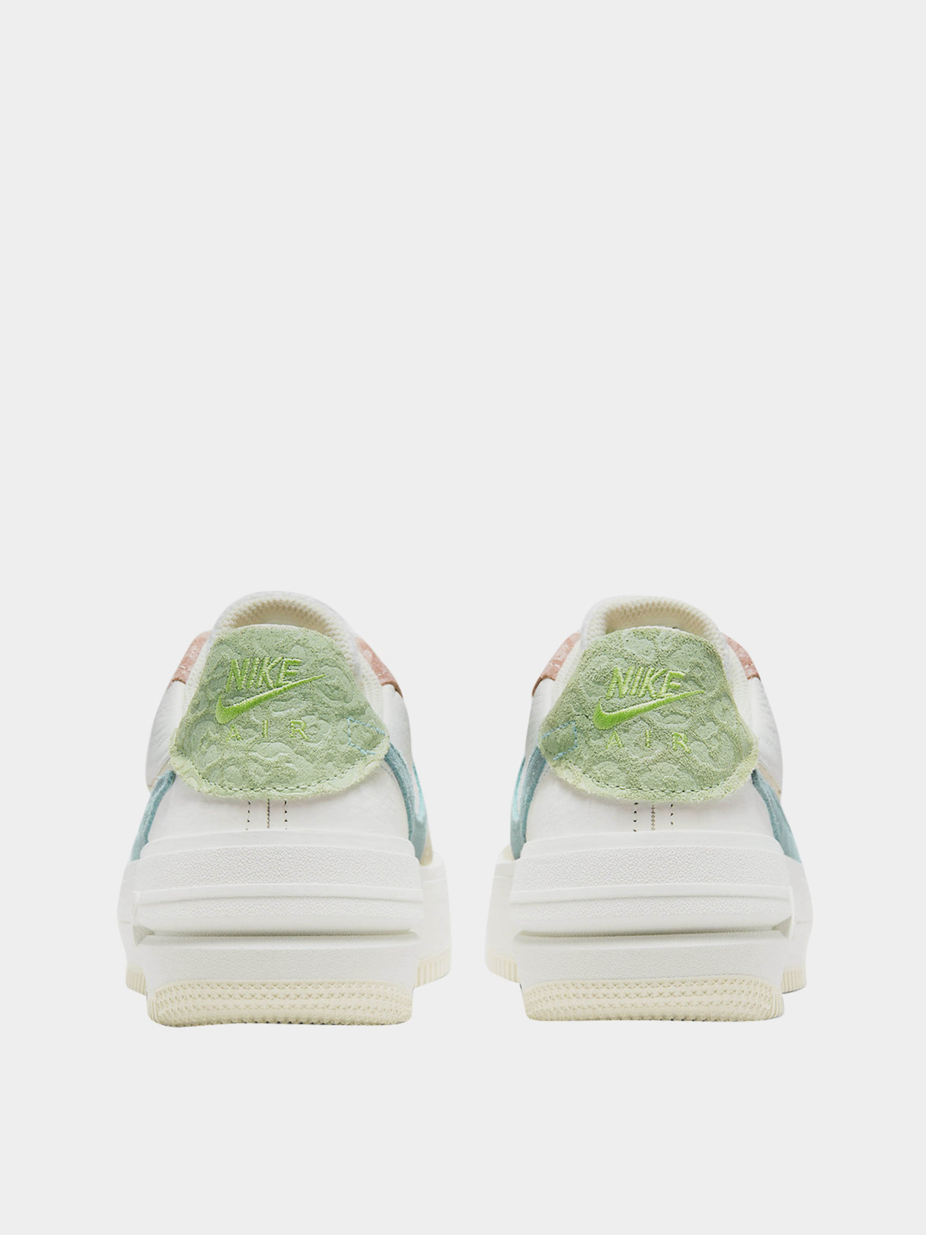 Кеды низкие NIKE Air Force 1 PLT.AF.ORM модель DX2671-100 Фото