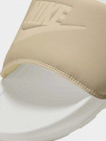 Шльопанці NIKE Victori One модель CN9677-108 Шльопанці NIKE Victori One модель CN9677-108 Фото