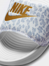 Шльопанці NIKE Victori One модель CN9676-103 Шльопанці NIKE Victori One модель CN9676-103 Фото