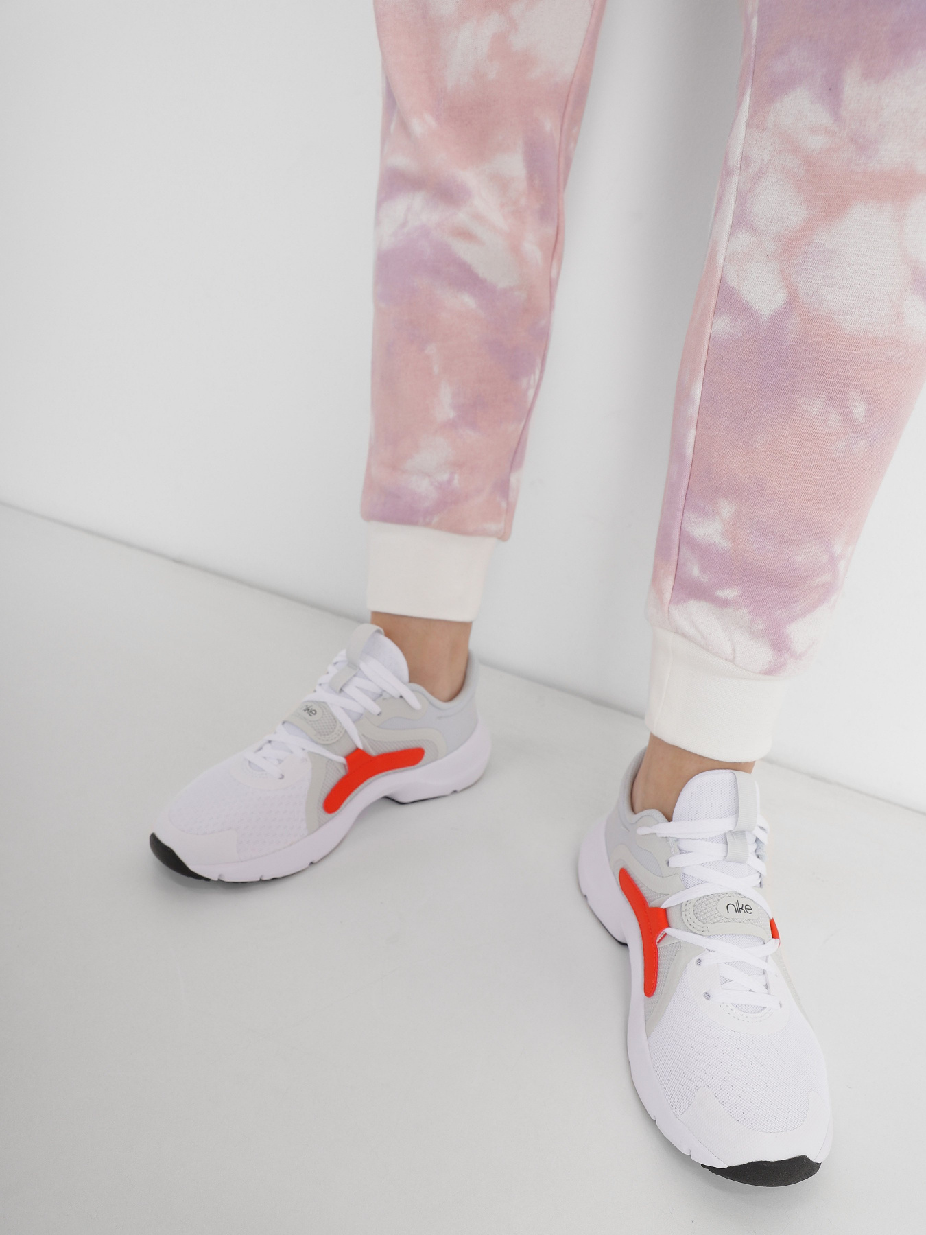 Кросівки повсякденні NIKE In-Season TR 13 модель DV3975-100 Фото