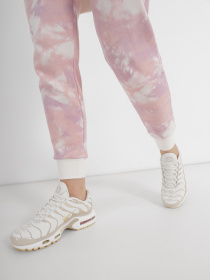 Кросівки NIKE Air Max Plus PRM модель DZ2832-101 Фото