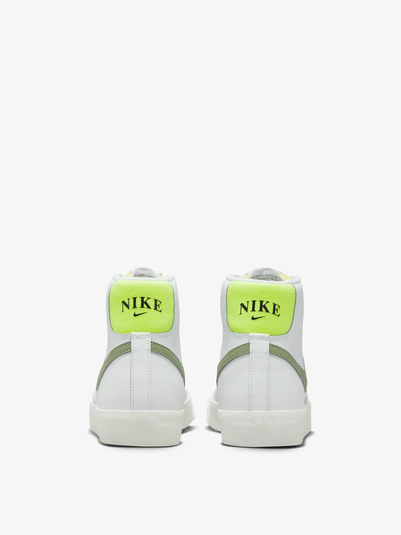 Кеды высокие NIKE Blazer Mid '77 модель FJ4740-100 Фото