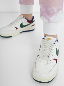 Кеды низкие NIKE Gamma Force модель DX9176-102 Фото