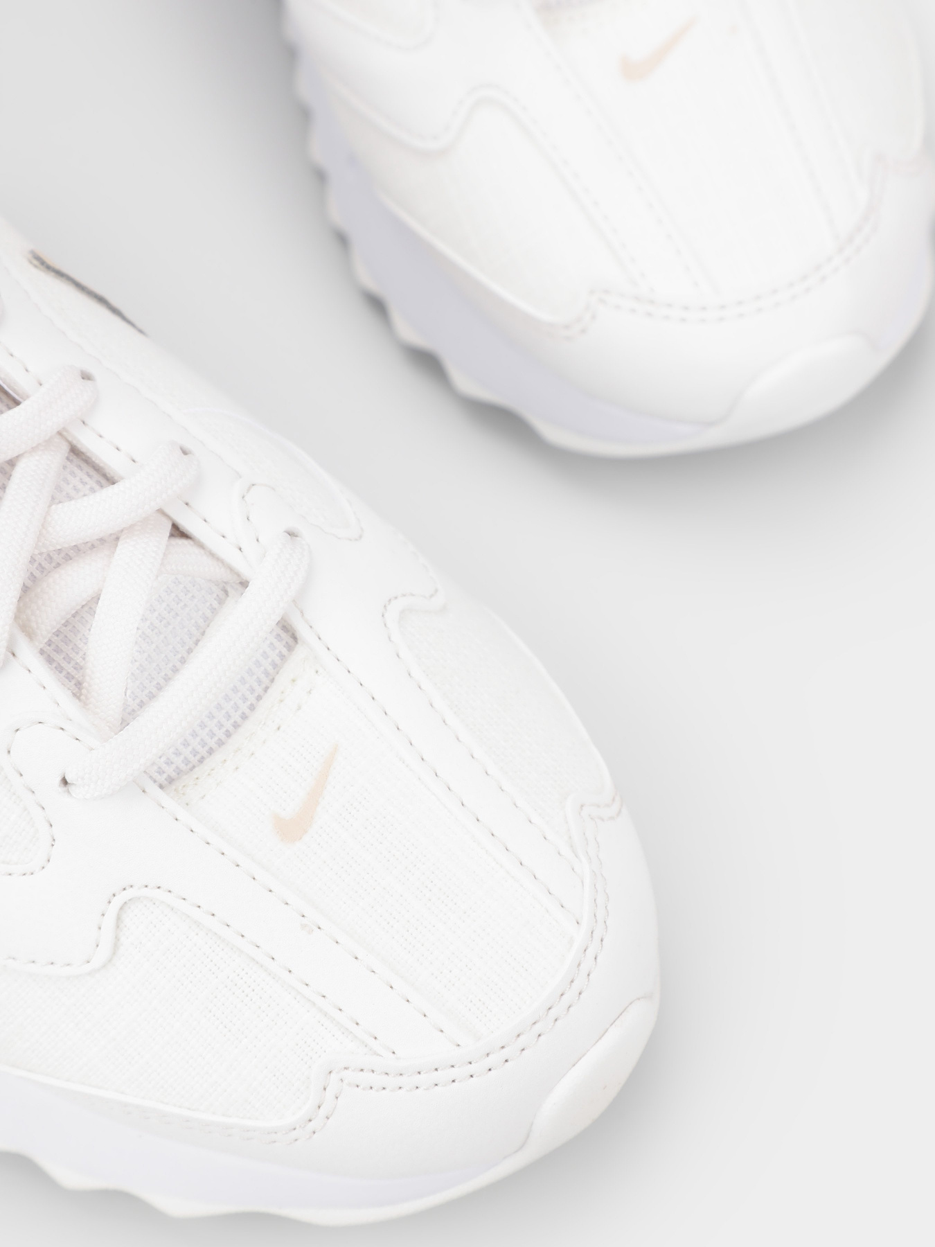 Кроссовки NIKE Air Max Dawn модель DX5655-100 Фото