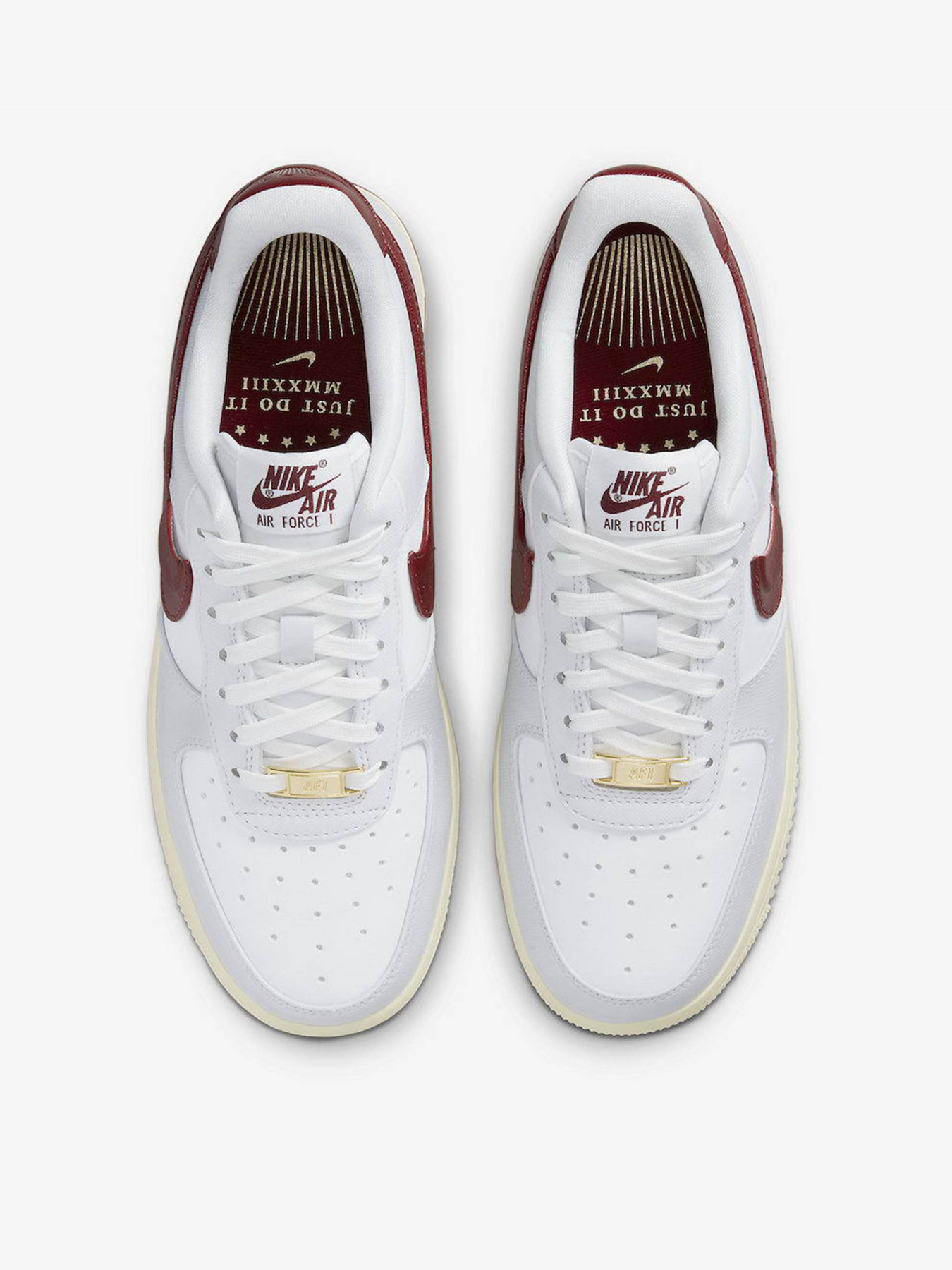 Кеды низкие NIKE Air Force 1 '07 SE модель DV7584-001 Фото