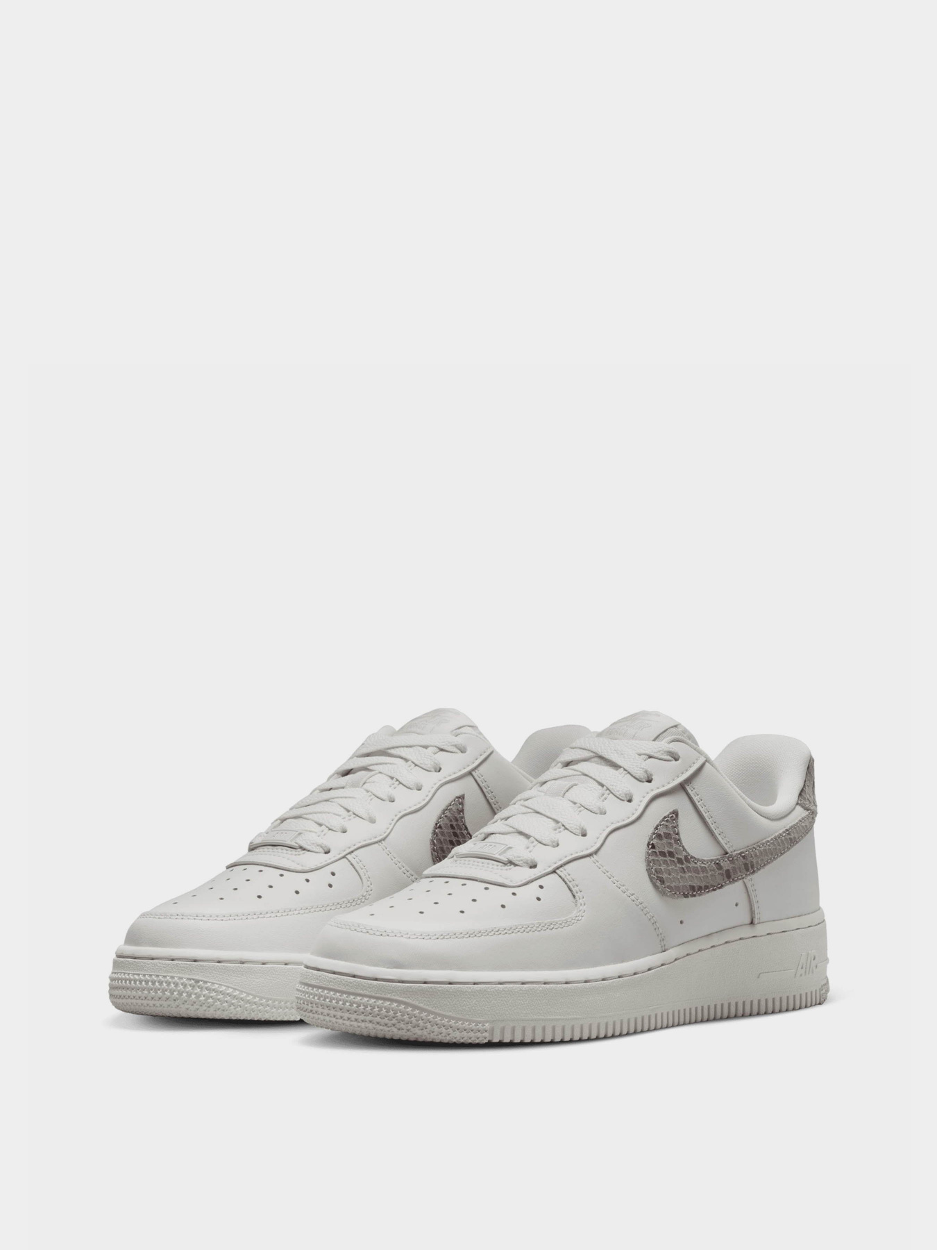 Кеди низькі NIKE Air Force 1'07 модель DD8959-002 Фото