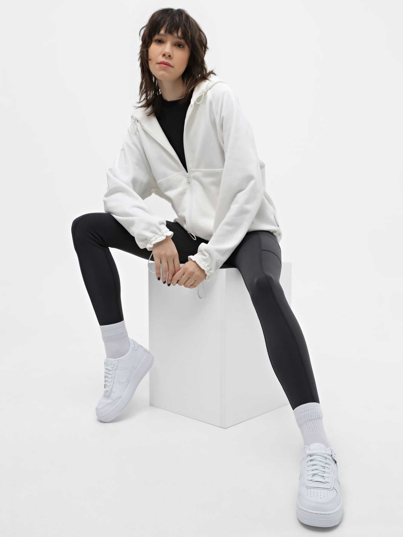 Кеди низькі NIKE Air Force 1 модель CI0919-100 Фото