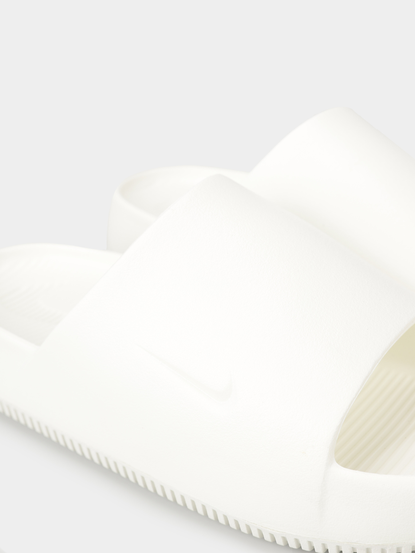 Шльопанці NIKE CALM модель DX4816-100 Шльопанці NIKE CALM модель DX4816-100 Фото