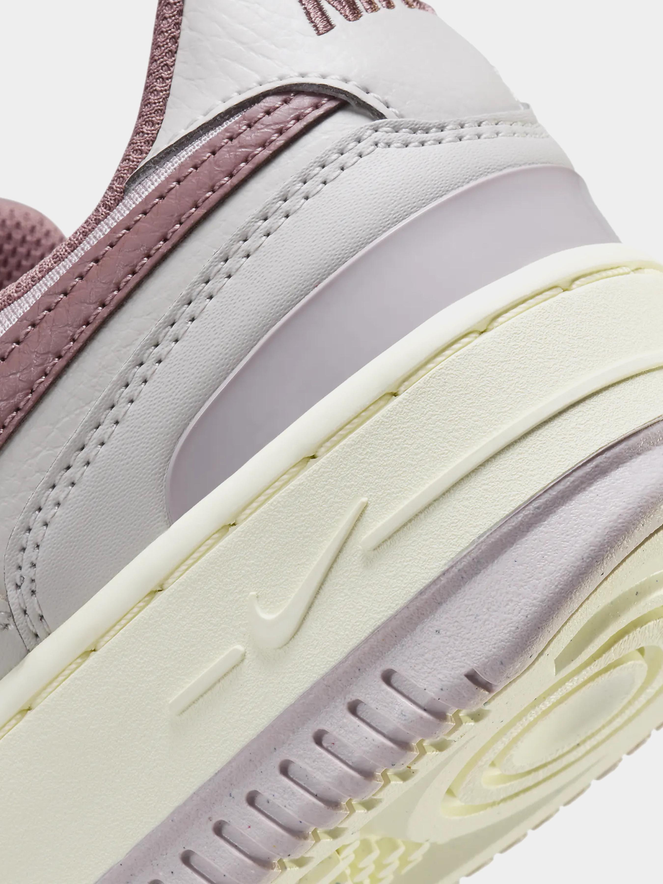 Кеди низькі NIKE GAMMA FORCE модель DX9176-001 Фото