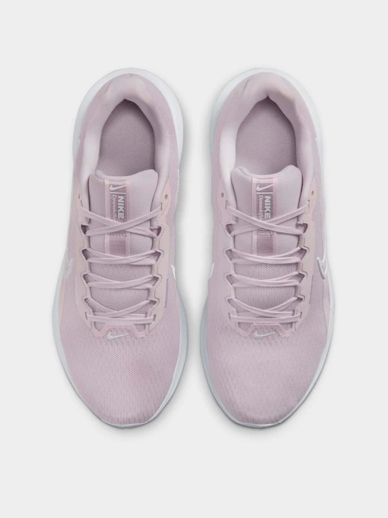 Кроссовки для бега NIKE DOWNSHIFTER 13 модель FD6476-007 Кроссовки для бега NIKE DOWNSHIFTER 13 модель FD6476-007 Фото