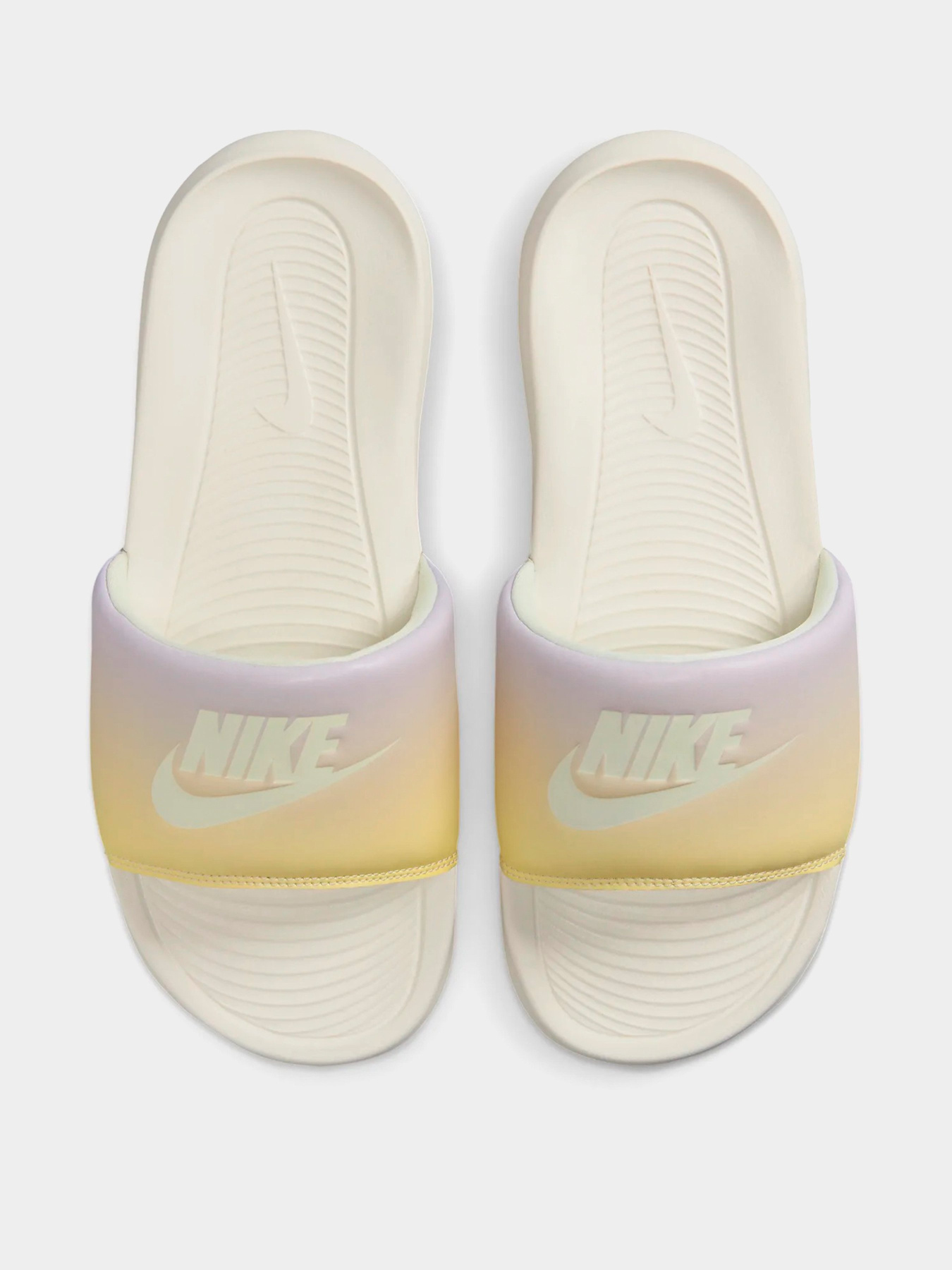 Шльопанці NIKE VICTORI ONE модель CN9676-107 Фото