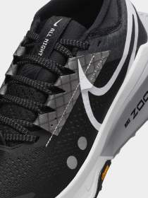 Кросівки для бігу NIKE ZEGAMA 2 модель FD5191-001 Фото