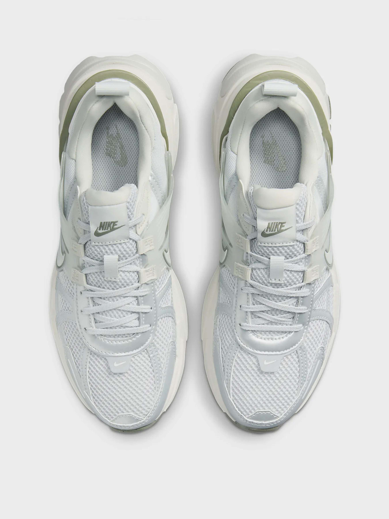 Кросівки NIKE V2K Run Модель FD0736-006 Фото