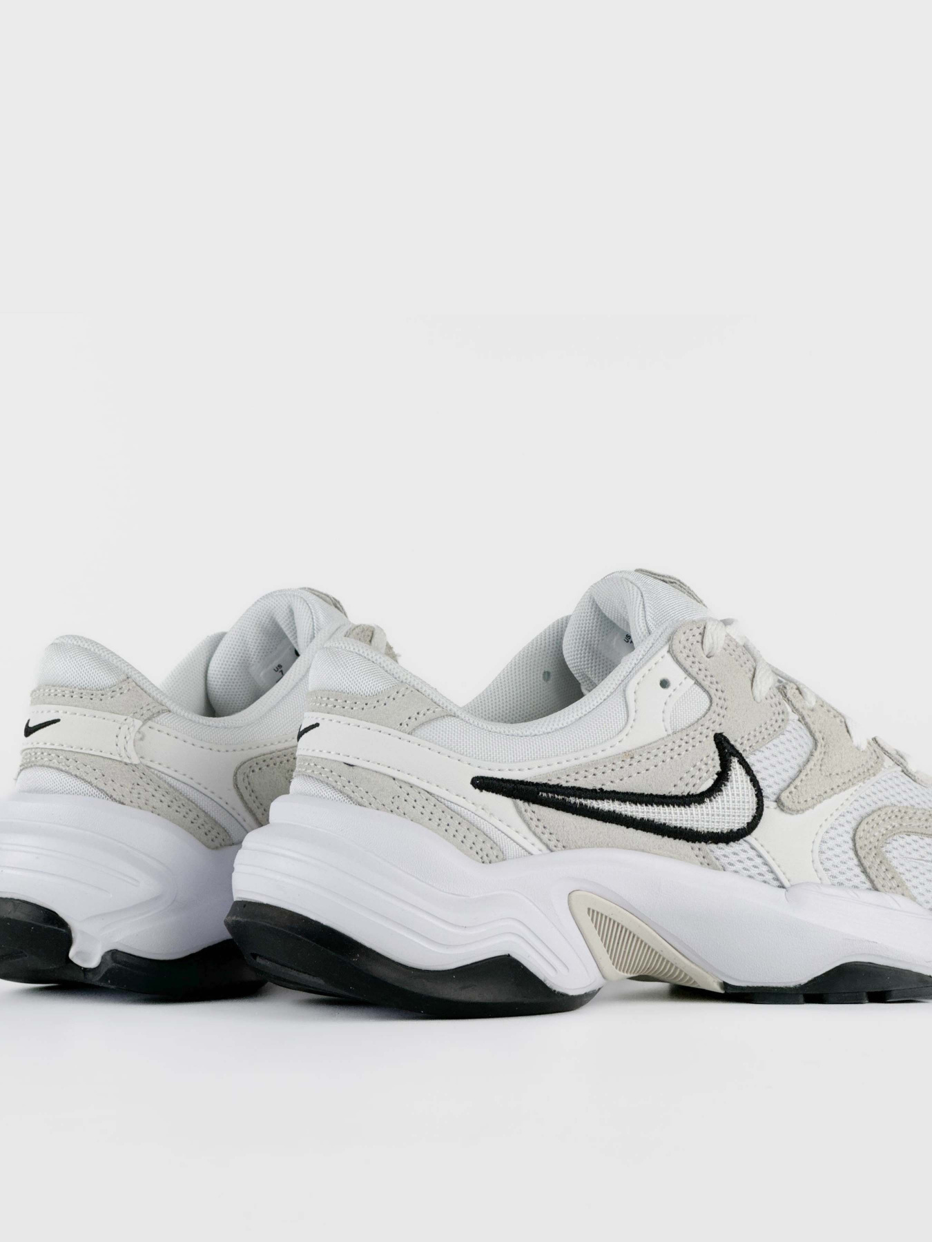 Кросівки NIKE AL8 Модель FJ3794-102 Фото