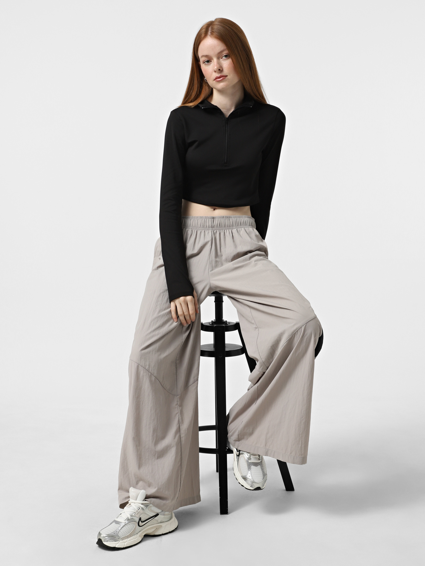 Кросівки повсякденні NIKE V5 RNR модель HQ7901-104 Фото