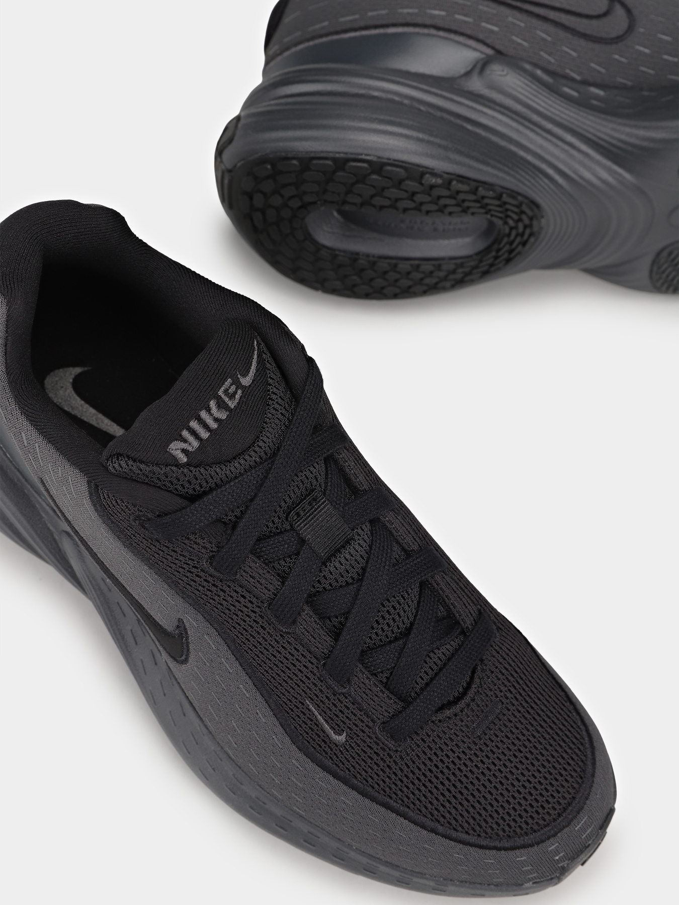 Кросівки повсякденні NIKE UPLIFT SC модель IB2766-001 Фото