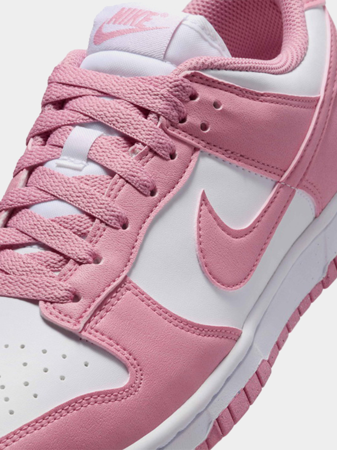 Кросівки NIKE Dunk Low Next Nature Модель DD1873-112 Фото