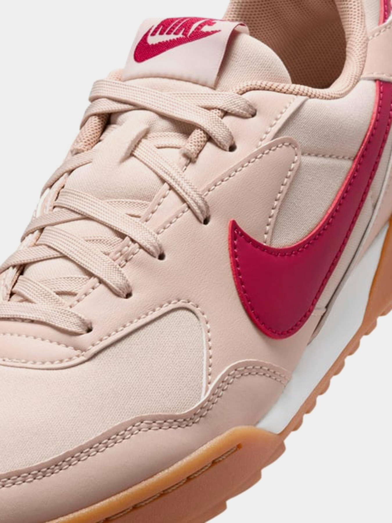 Кросівки NIKE Terra Manta Модель HQ1940-101 Фото