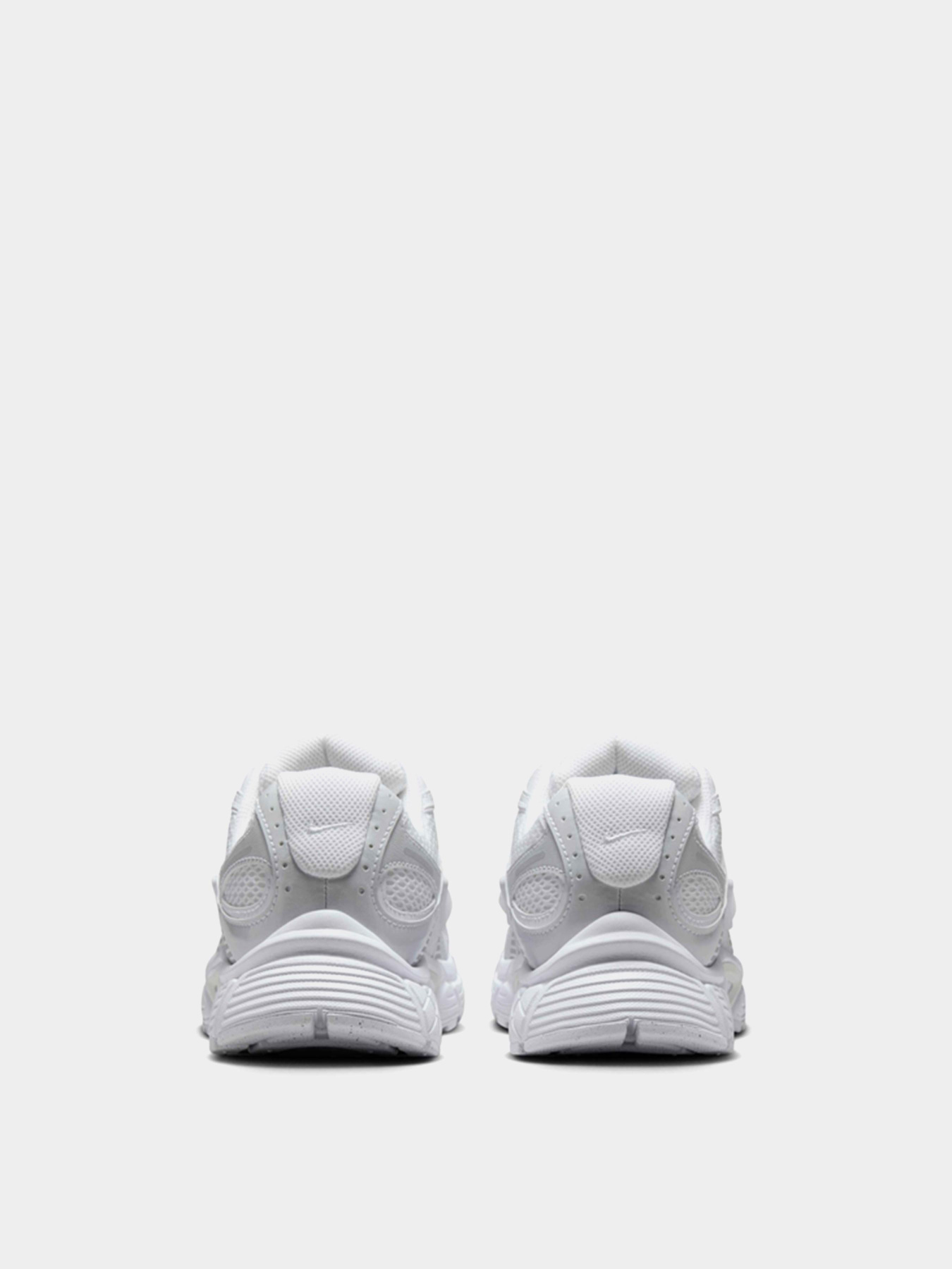 Кросівки NIKE V5 RNR Модель HQ7901-101 Фото