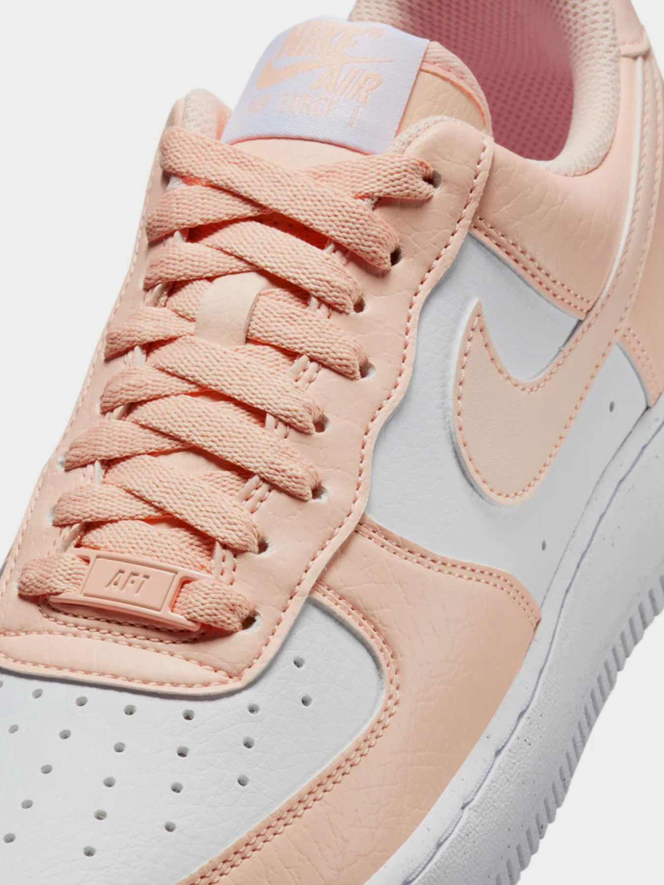 Кросівки NIKE AIR FORCE 1 07 NN Модель DV3808-111 Фото