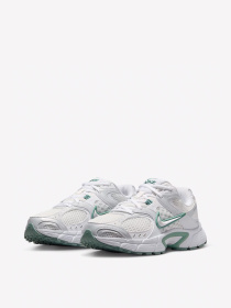 Кроссовки повседневные NIKE V5 RNR модель HQ7901-106 Фото