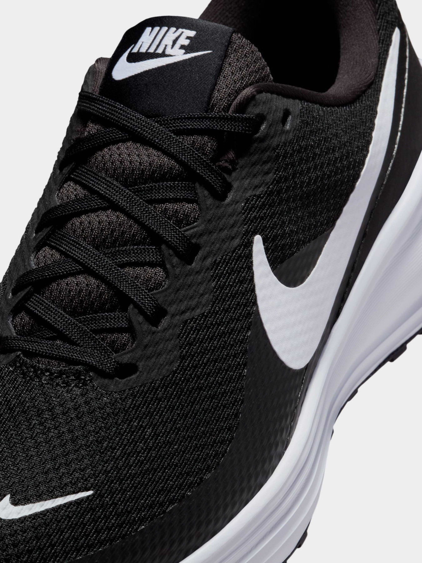 Кроссовки повседневные NIKE REVOLUTION 8 модель HJ8485-001 Фото