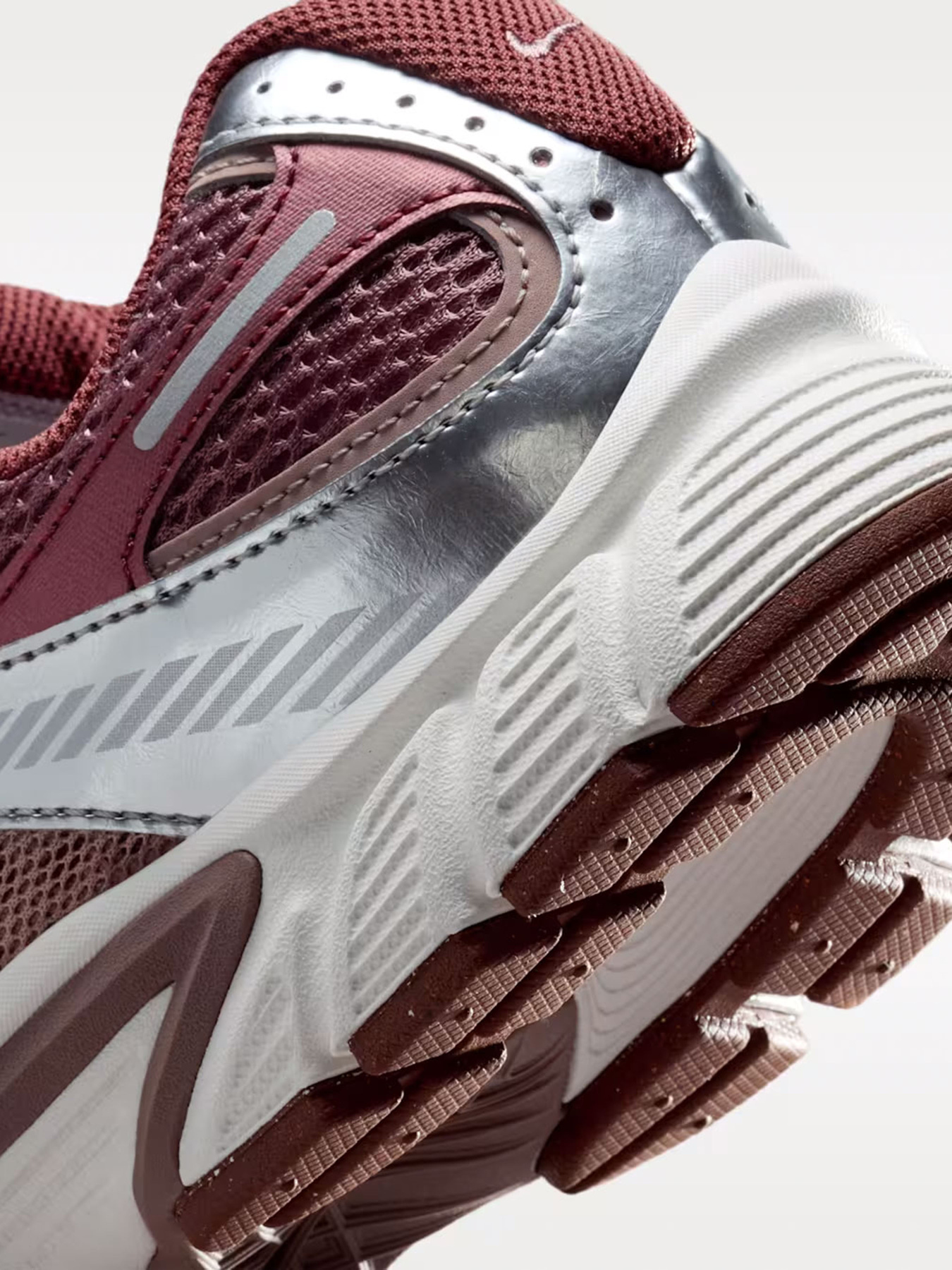 NIKE модель HQ7901-200 NIKE модель HQ7901-200 Фото