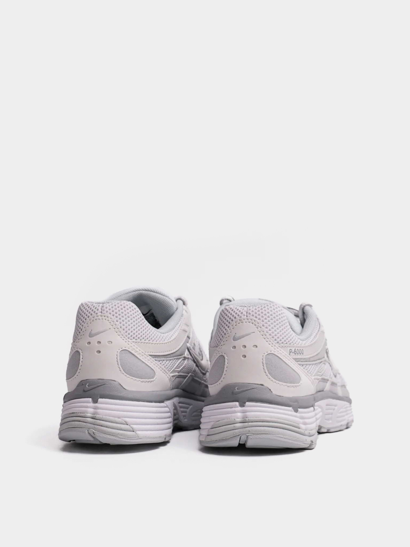 NIKE модель FV6603-101 Фото