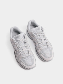 NIKE модель FV6603-101 Фото