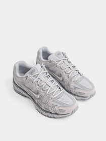 NIKE модель FV6603-101 Фото