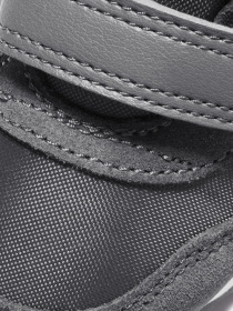 Кроссовки NIKE MD Valiant модель CN8560-001 Фото