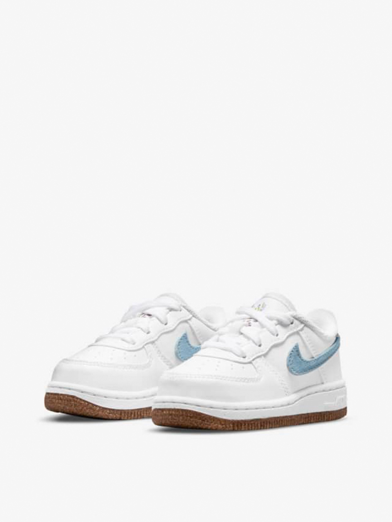 Кеди низькі NIKE Force 1 LV8 модель CZ2663-100 Фото