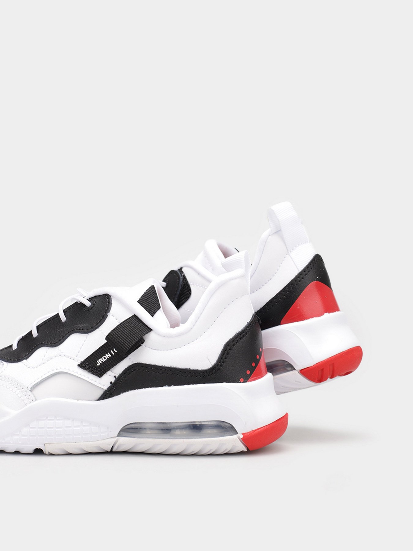 Кроссовки NIKE JORDAN MA2 модель CW6595-106 Фото