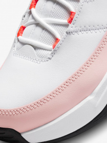 Кроссовки NIKE Jordan Max Aura 3 модель DA8021-102 Фото