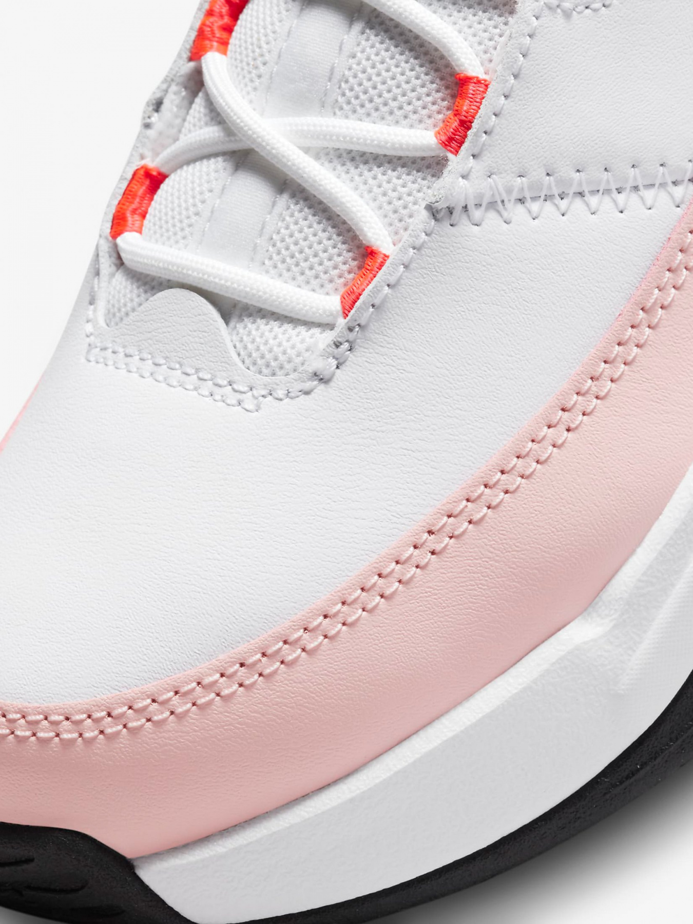 Кросівки повсякденні NIKE Jordan Max Aura 3 модель DA8021-102 Фото