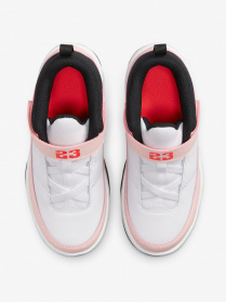 Кросівки повсякденні NIKE Jordan Max Aura 3 модель DA8022-102 Фото