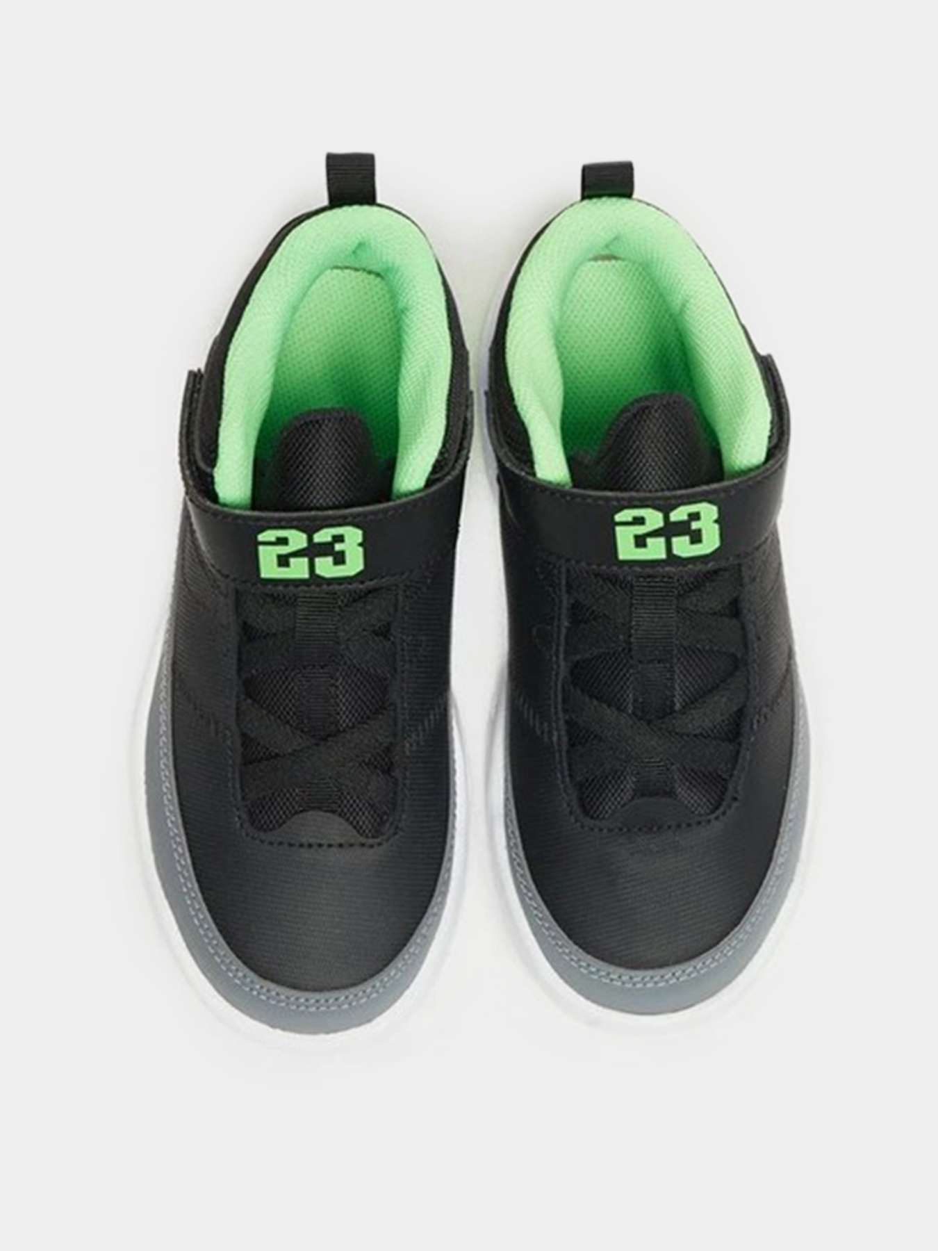 Кросівки повсякденні NIKE Jordan Max Aura 3 модель DA8023-003 Фото