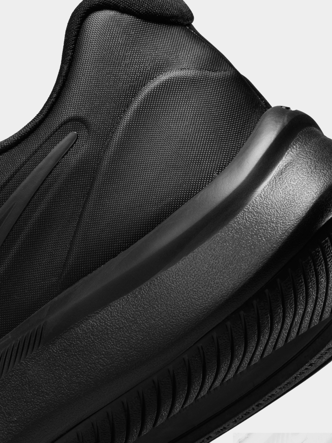 Кросівки для бігу NIKE Star Runner 3 модель DA2776-001 Фото