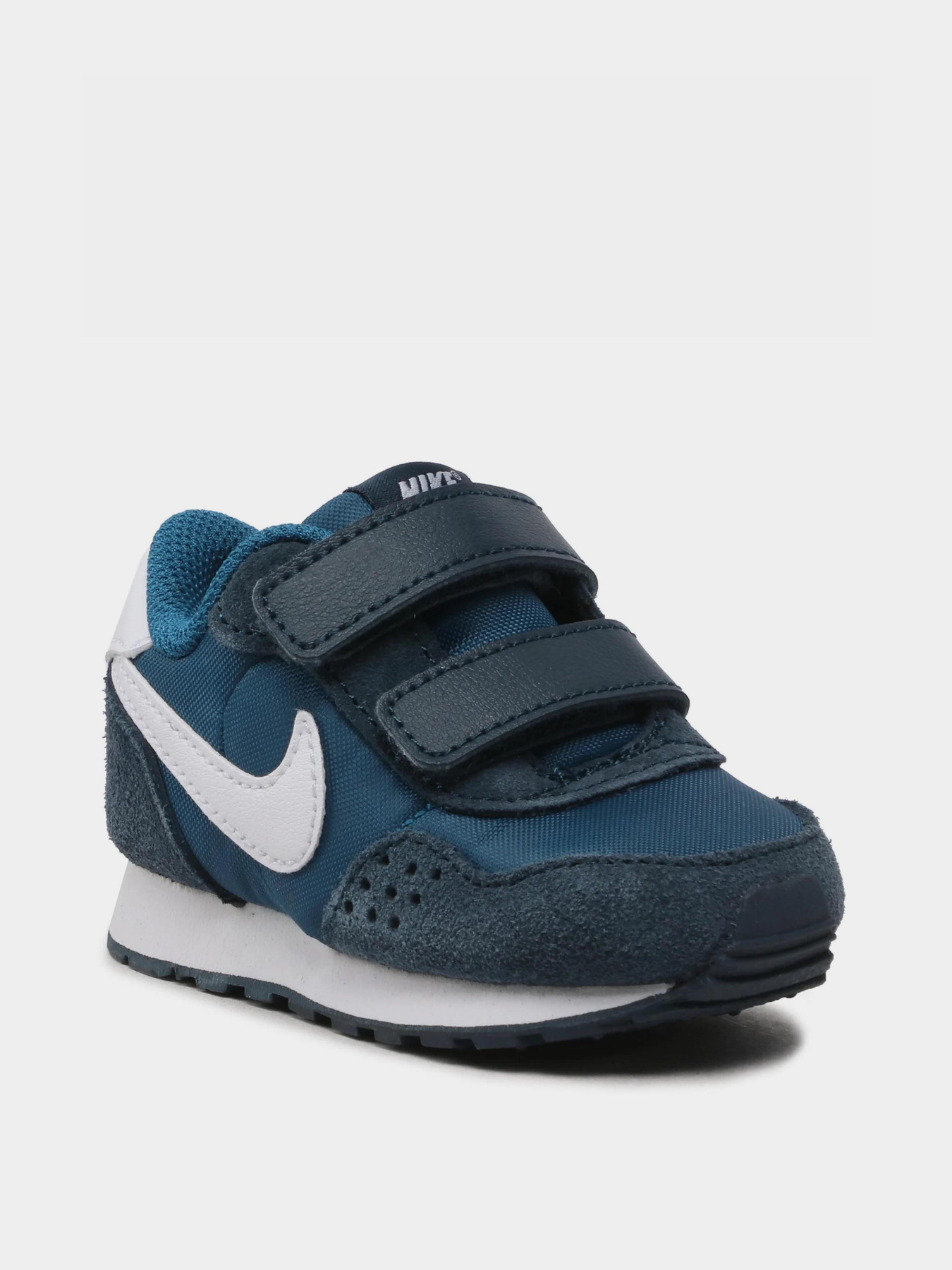 Кроссовки повседневные NIKE MD Valiant модель CN8560-405 Фото