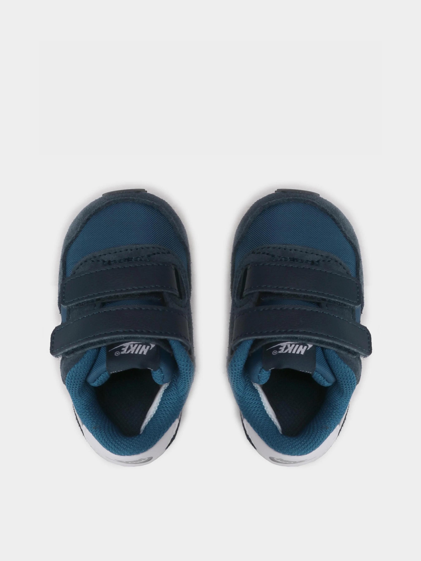 Кроссовки повседневные NIKE MD Valiant модель CN8560-405 Фото