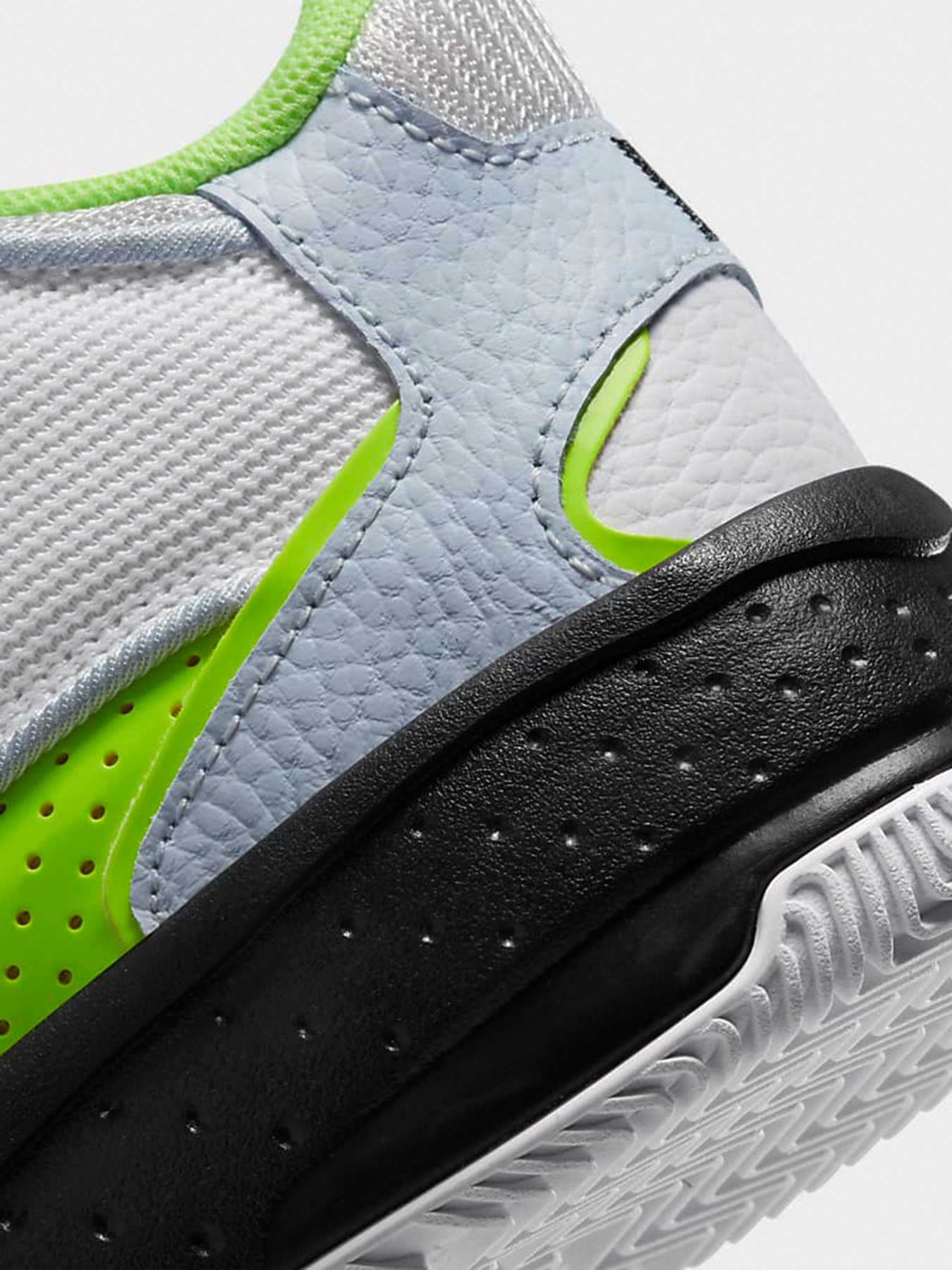 Кроссовки NIKE Jordan Max Aura 4 модель DV3176-017 Фото