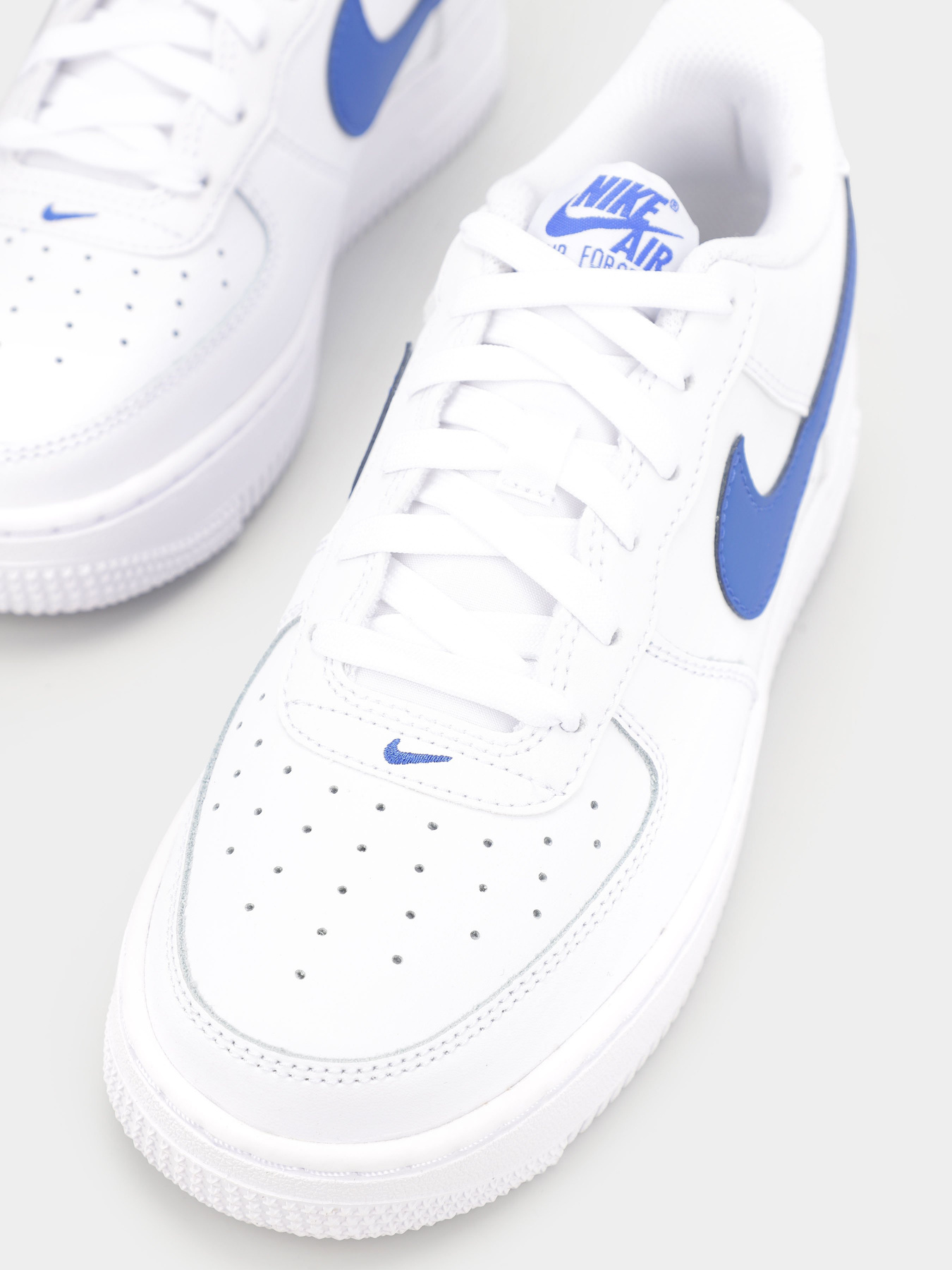 Кеды низкие NIKE Air Force 1 модель DV7762-103 Кеды низкие NIKE Air Force 1 модель DV7762-103 Фото