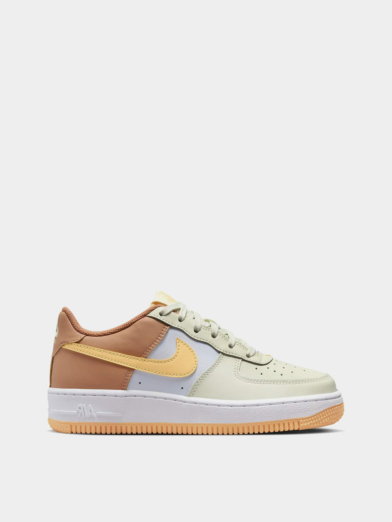 Кеды низкие NIKE Air Force 1 модель CT3839-006 Фото